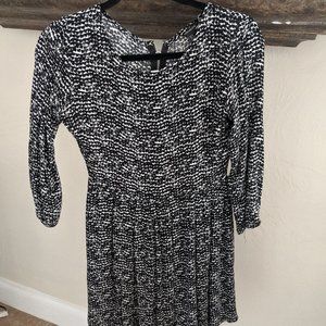 Forever 21 long sleeve mini dress Blk/White